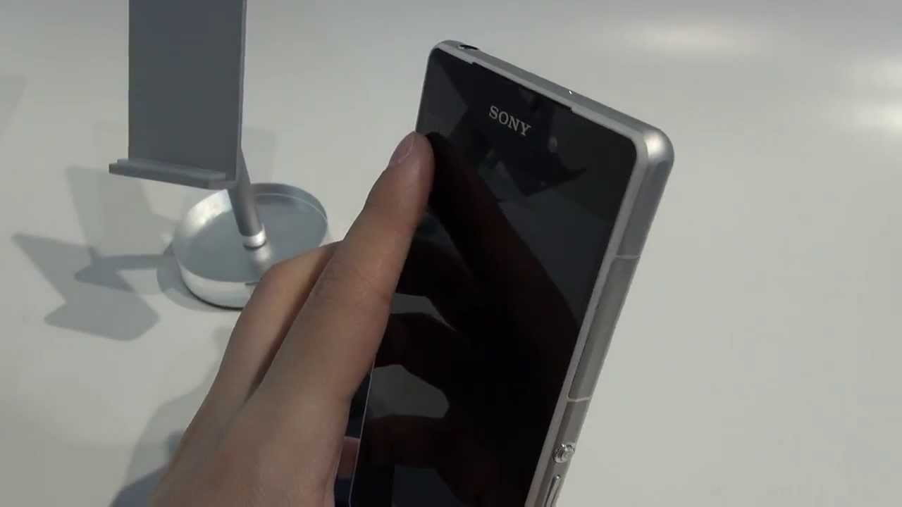 Sony Xperia Z2: Stains Easily?!