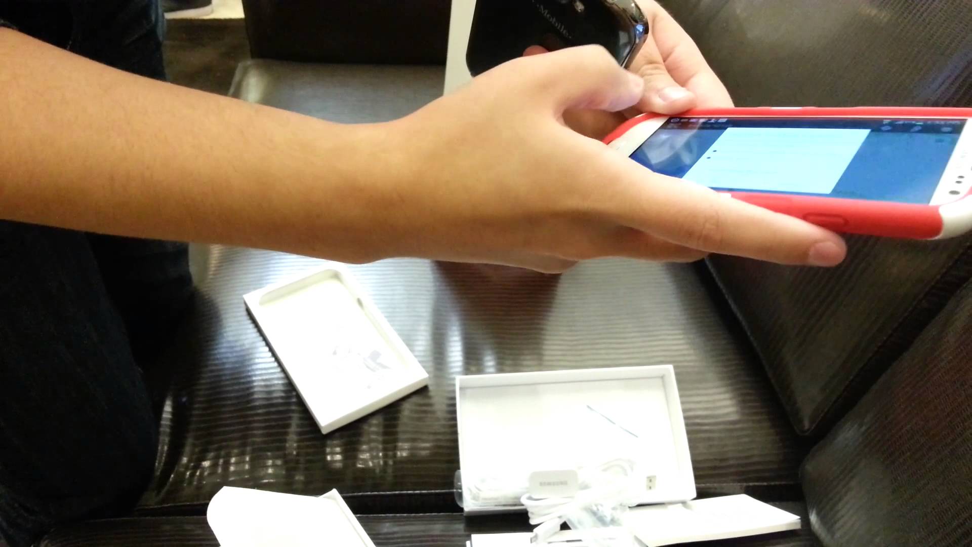 Unboxing GALAXY NOTE II Titanium Grey (Filmed with GSIII and iPhone 5)